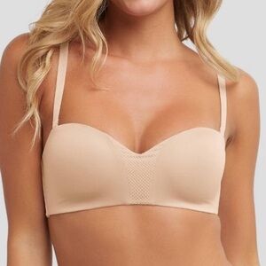 Maidenform Wireless Nude Strapless Bra